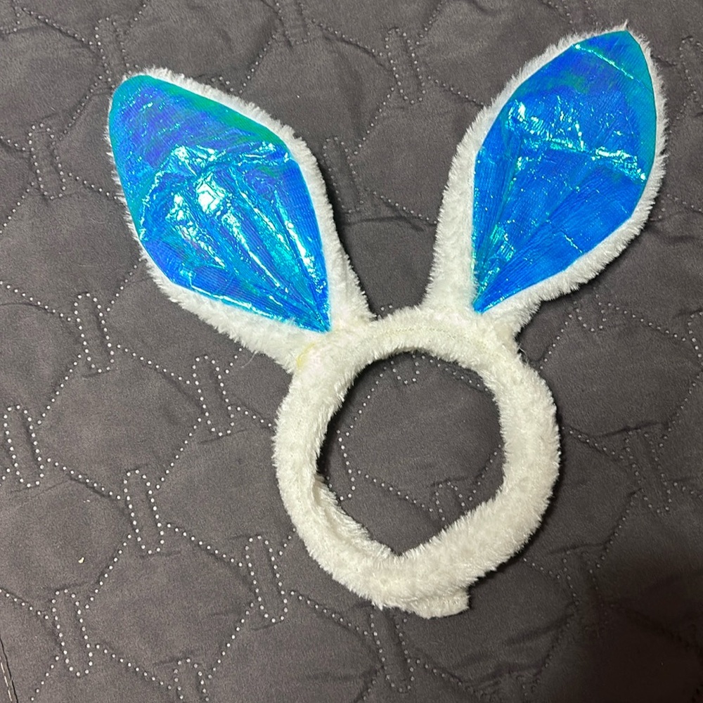 Rabbit ears